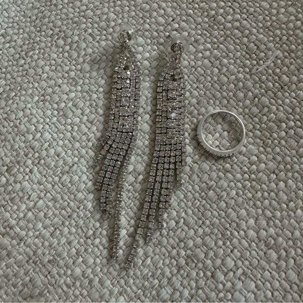 Silver Sparkly Earrings and Ring Set